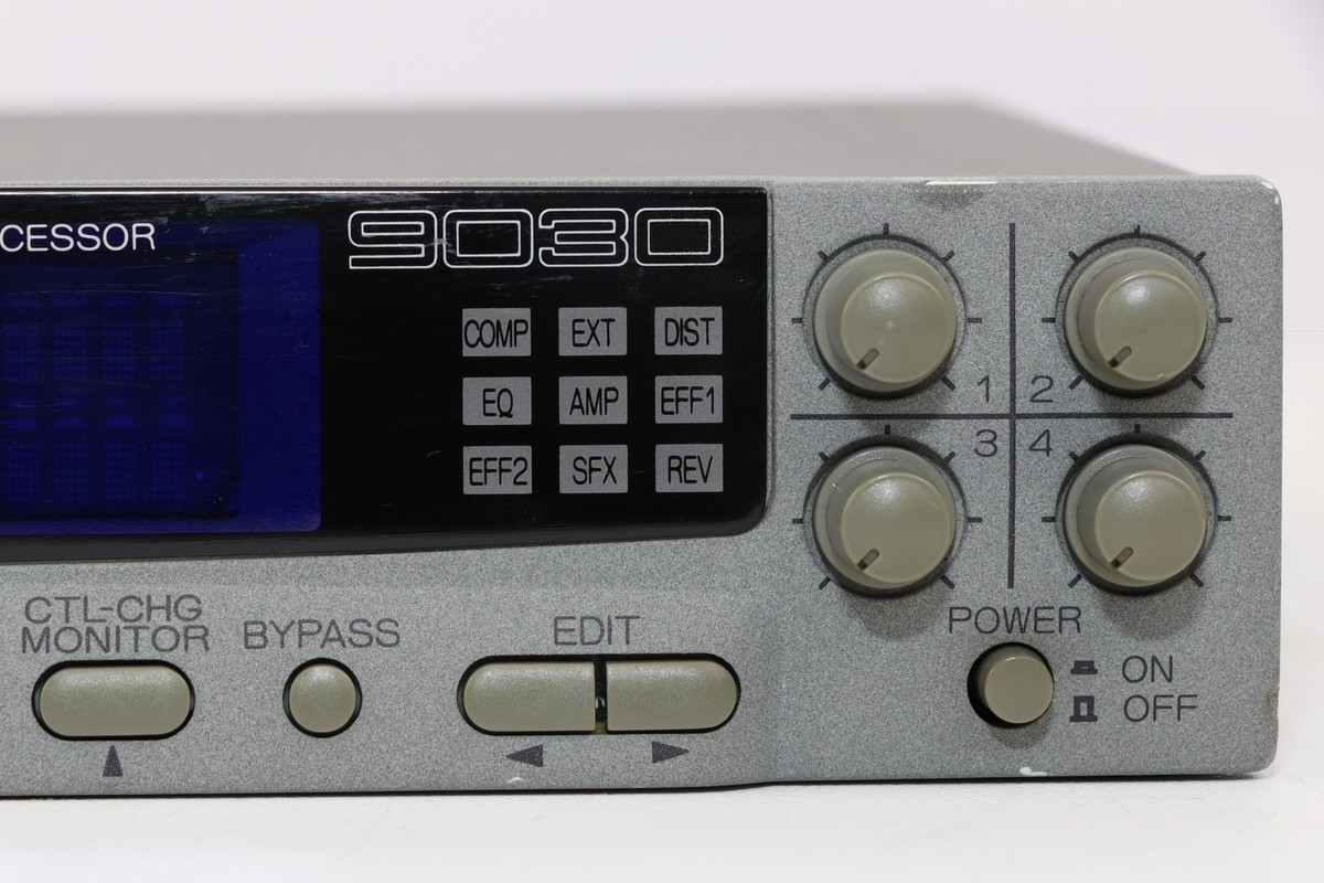 Repaired Zoom 9030 Advanced Instrument Effects Processor W/Adapter