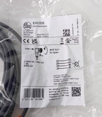 EVC005 1PC New IFM EVC005 Connector Fast Shipping #ff