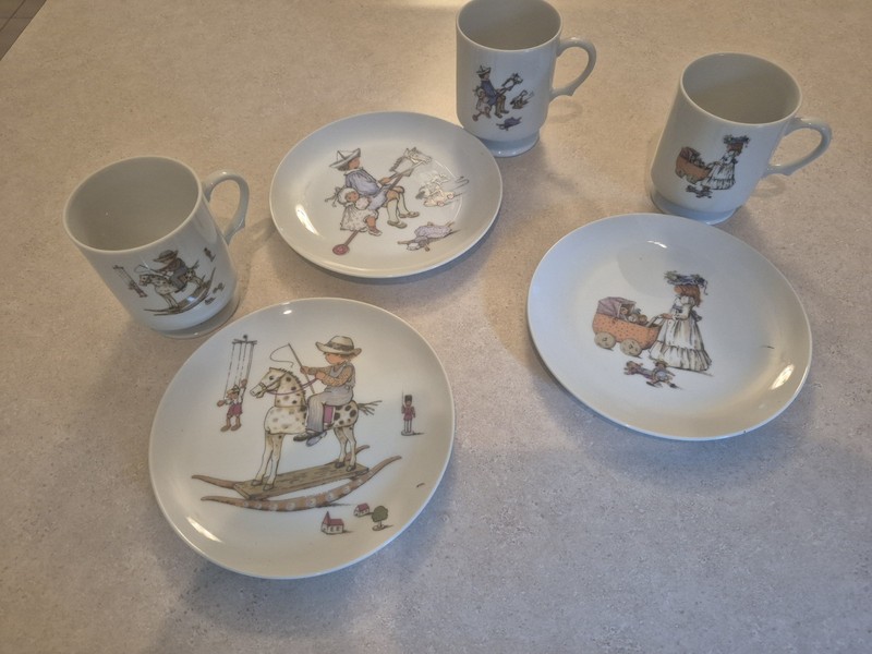Vintage Lenox Special Child's Dinnerware Set L86 Pattern - 3 Plates & 3 Mugs...