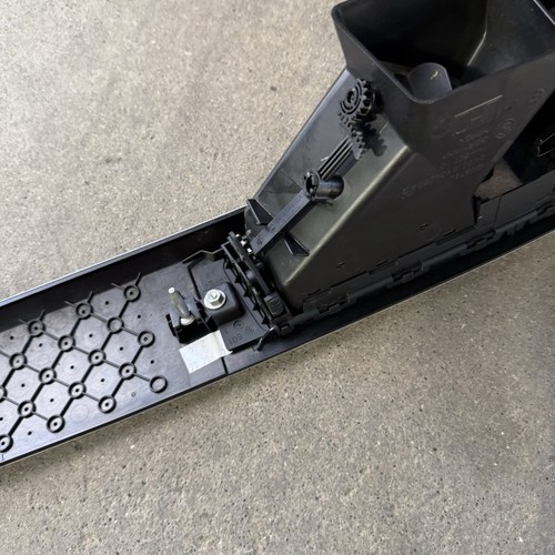 OEM BMW E90 3 Series LHD Center Dashboard Aluminum Trim Cover 6982457 325 335 - Picture 7 of 8