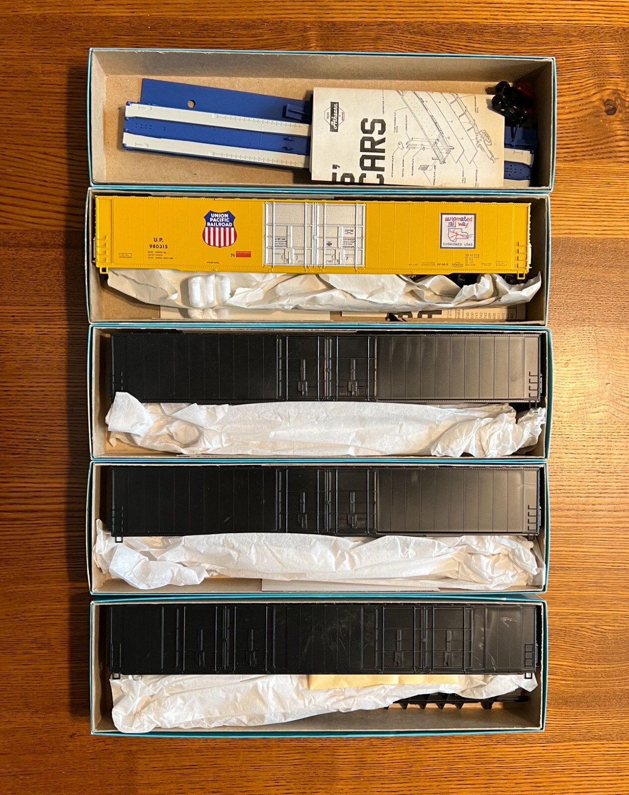 Lot of 21 Various Athearn HOScale Train Car Kits (undecorated) eBay