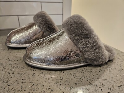 NEW UGG SIZE WOMEN'S SCUFFETTE II GUNMETAL SPARKLE SLIPPER MADE IN  VIETNAM