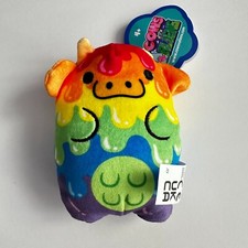 New Cows VS Aliens 010 10 Drippy Cow Rainbow Painter New Unboxed 4" Plush Toy0