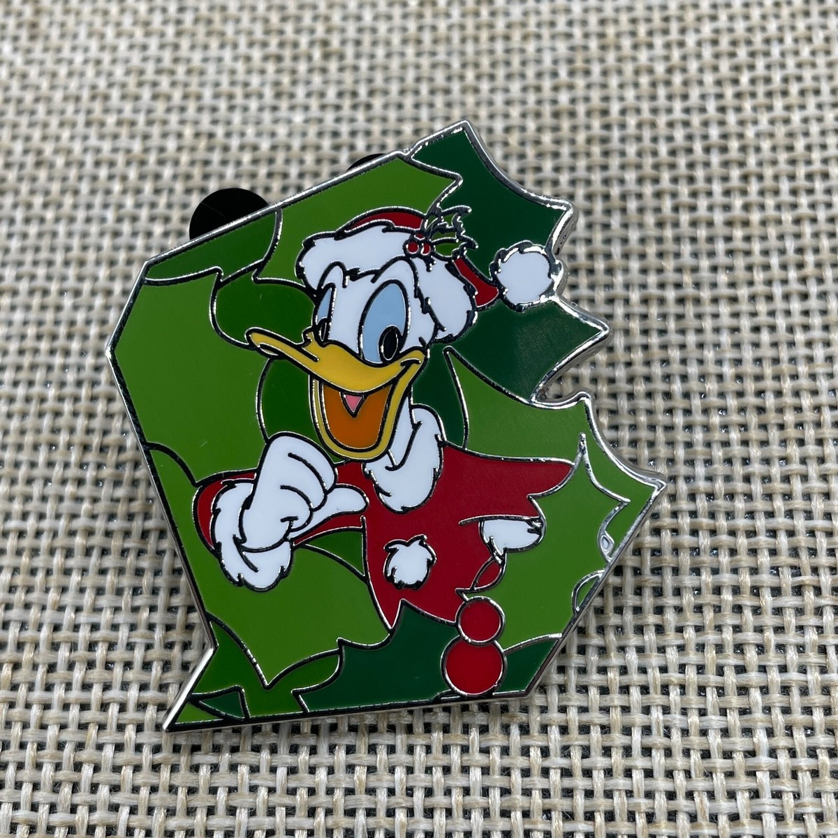 Disney Store JAPAN Pin 2022 LE 2200 Christmas Advent Calendar Each