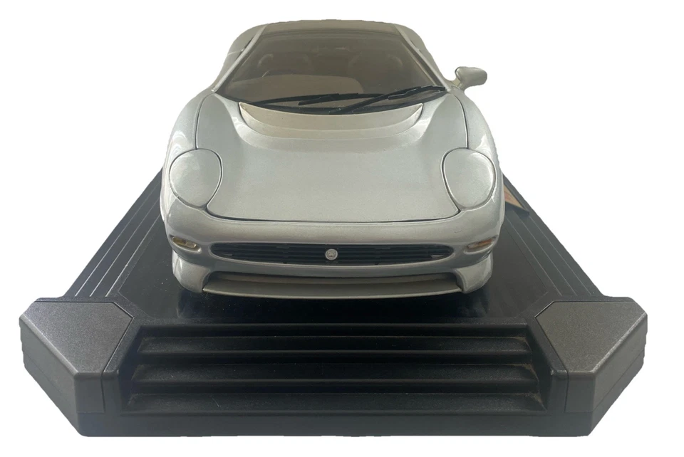 Espejo retrovisor independiente Maisto escala 1:12 Jaguar XJ220 1992 plateado en caja 33201 Foto 4 de 4