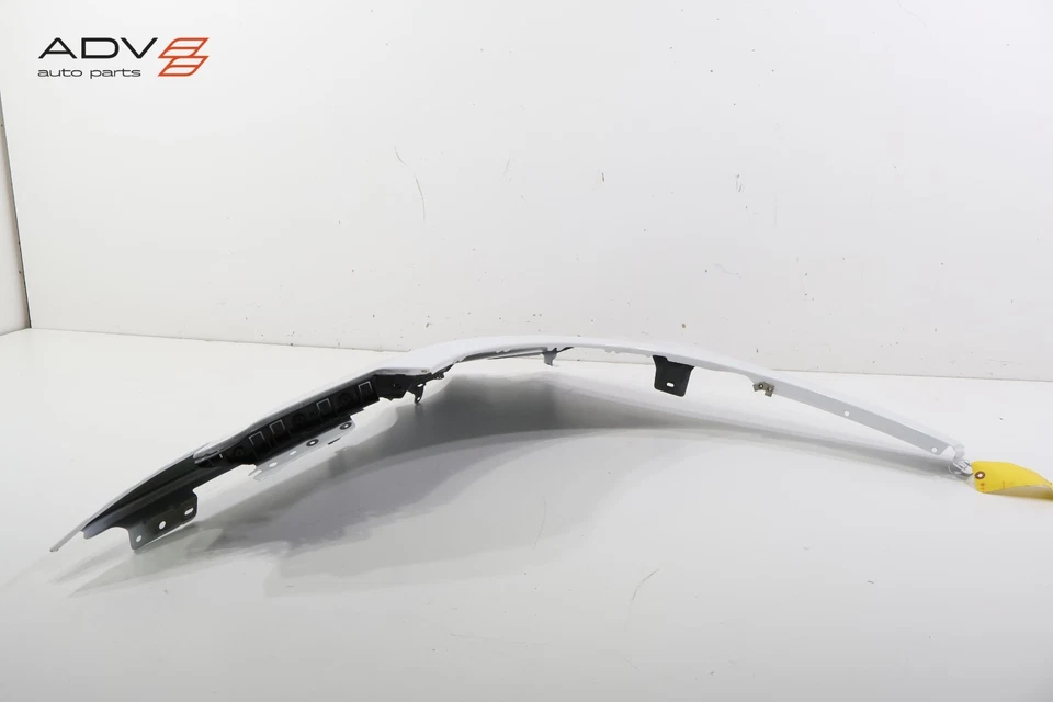 Chrysler Voyager 2017-2025 panel de cubierta de guardabarros delantero izquierdo del lado del conductor OEM Foto 2 de 4