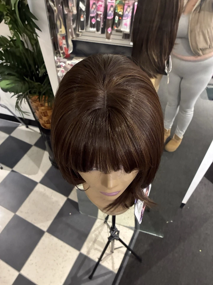 Peluca completa de mezcla de cabello humano flequillo marrón Foto 2 de 4