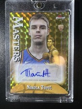 2024-25 Topps Finest - Masters Autographs Nikola Topic Gold Refractor /50 (RC)