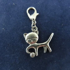 YARN BALL KITTY CAT Charm Zipper Pull Keychain Add On Clip Dangle Kitten Cute