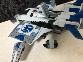 Lego Marvel Marvel Super Heroes Quinjet Aerial Battle. #6869 Ship Build Only