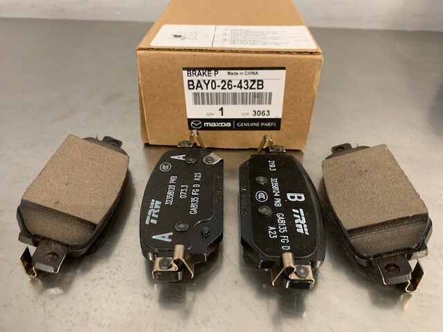 MAZDA Genuine OEM PAD SET,RR CALIPER BAY0-26-43ZB | eBay