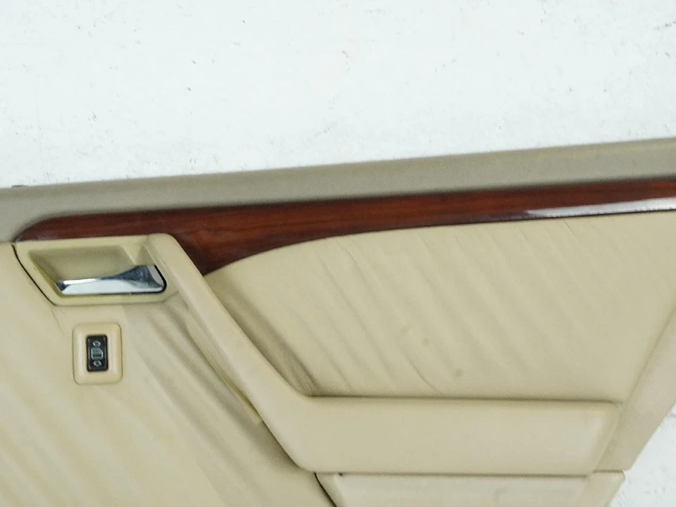 1994 - 1995 Mercedes C Class W202 Door Panel Interior W Handle Right Rear Oem Foto 2 de 4