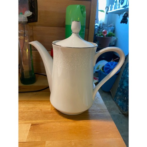 Empress Fine China Teapot Crown Victoria Vintage Floral Tea Pot Gold Trim 6 Inch