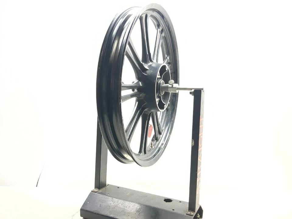 Llanta delantera recta 21x2,15 Kawasaki Vulcan 900 VN900C 06-16 Foto 2 de 4