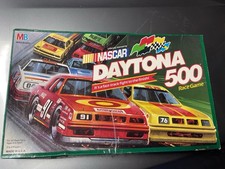 Daytona 500 Milton Bradley NASCAR Racing Board Game Complete -