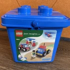 Vintage  LEGO Creator Tub 4810 254 pcs. Complete w/Minifigure  Retired 2001 New