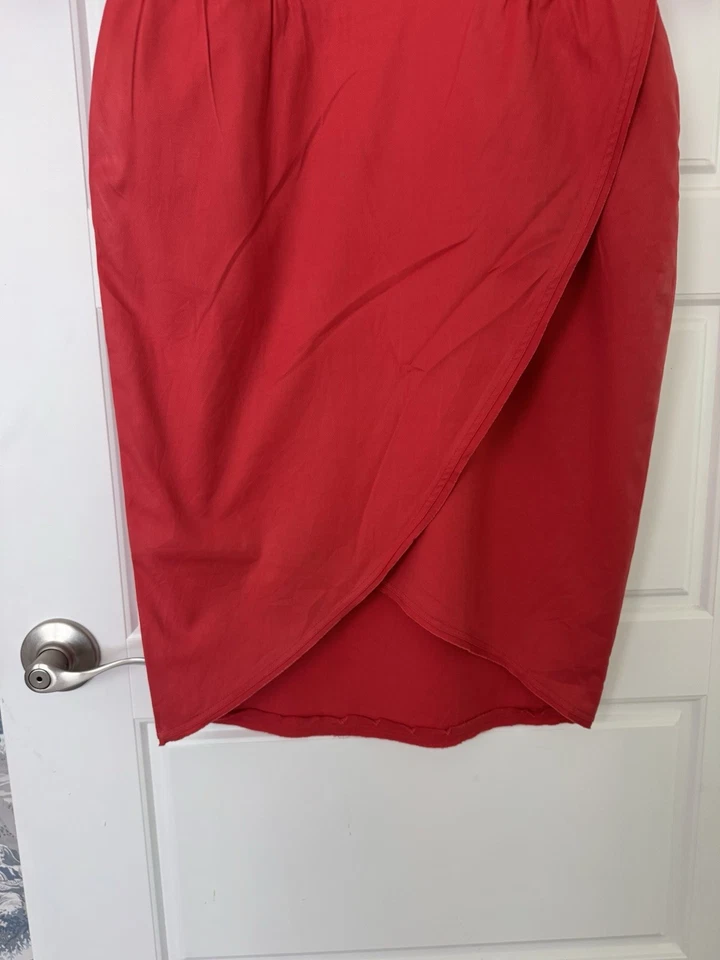Vestido FENDI Rojo Seda Largo Medio Dobladillo Tulipán Con Manga Ala de Murciélago Talla 42 EE. UU. 6 Foto 3 de 4