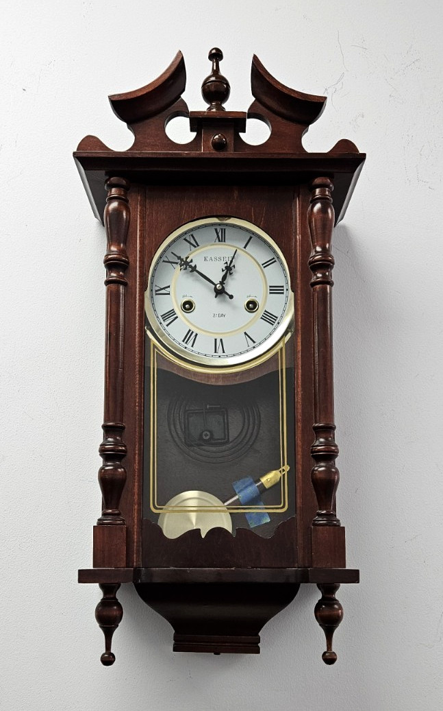 PROFESSIONALLY SERVICED Kassel 31 DAY Wall Chime Clock w/ Pendulum & Key Germany