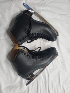 Risport Laser Mens Figure Skates Size 300