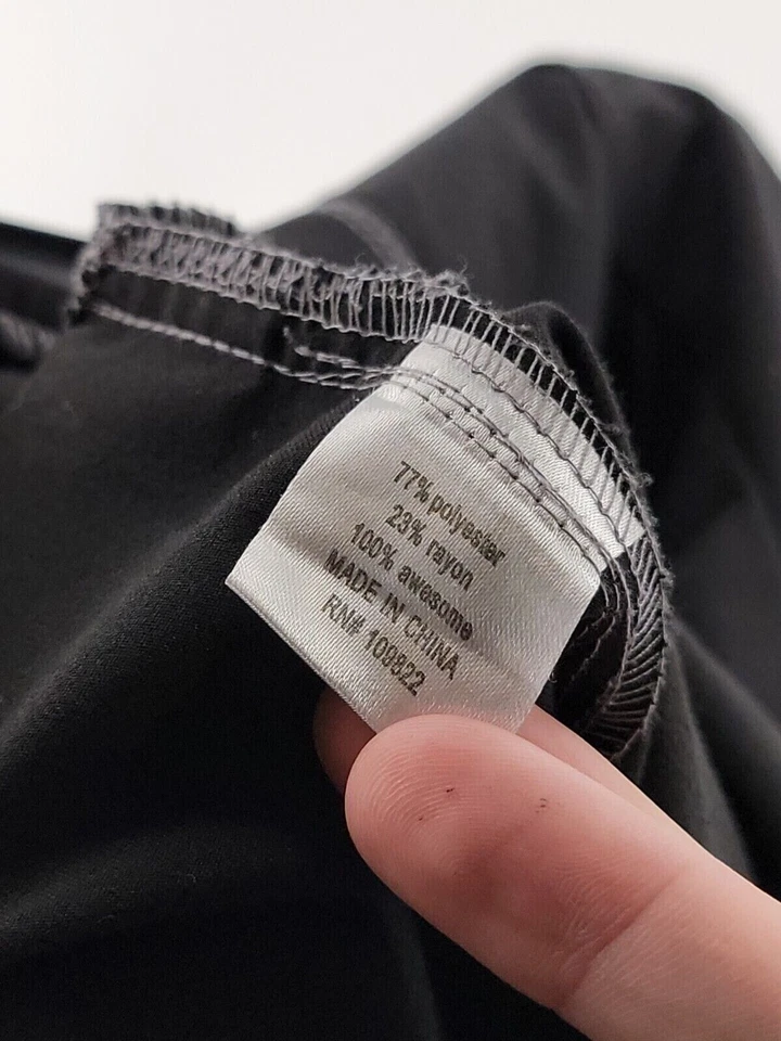 Blusa Médica M&M para Mujer Talla Grande Color Negro Manga Corta Multi Bolsillos Cuello en V Foto 4 de 4