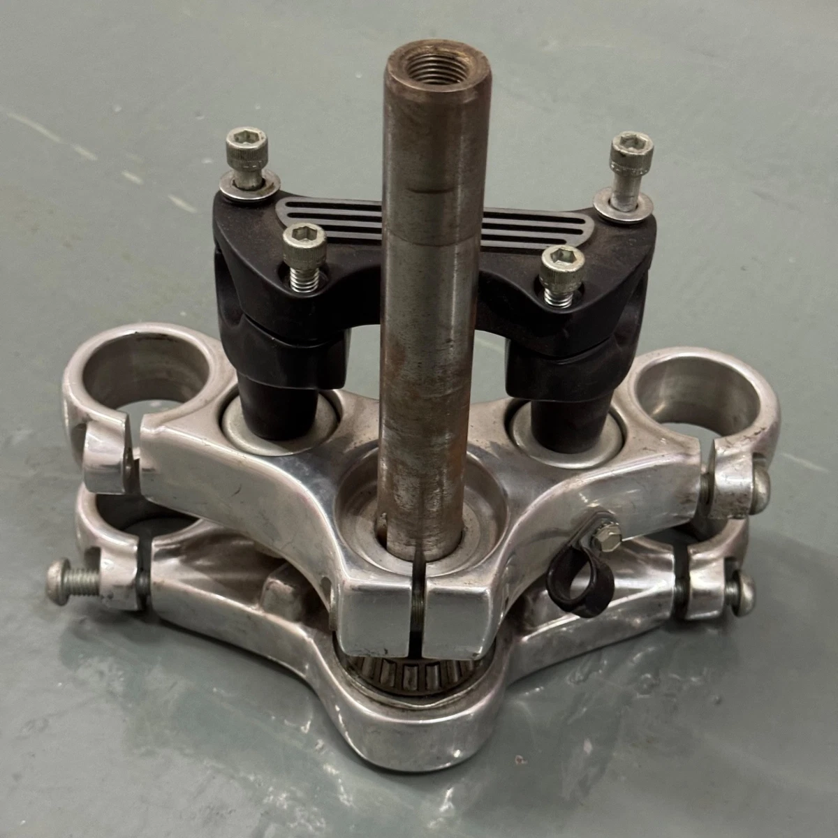 Motorcycle Triple Trees for Harley-Davidson Sportster 1200 for