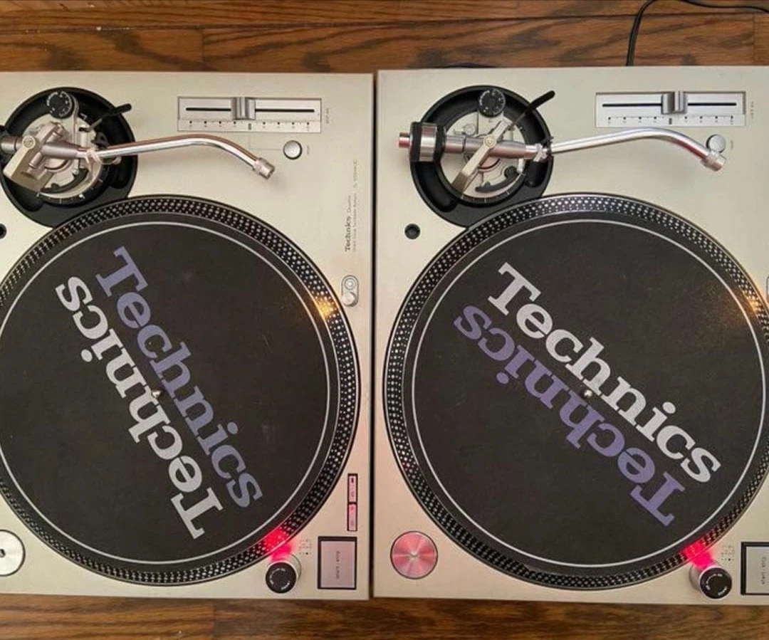 DJ機材 Technics SL1200 mk3D Preços baixos em Technics SL-1200MK3D Toca-discos para DJs | eBay