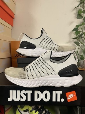 Nike React Men's Size 12 Phantom Run Flyknit 2 Oreo Athletic Running Shoes 