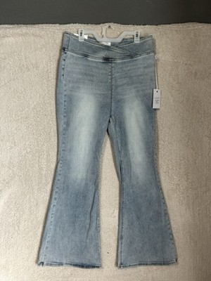 Risen Jeans Flared Denim Plus Sz XL Light Wash Pull On NWT