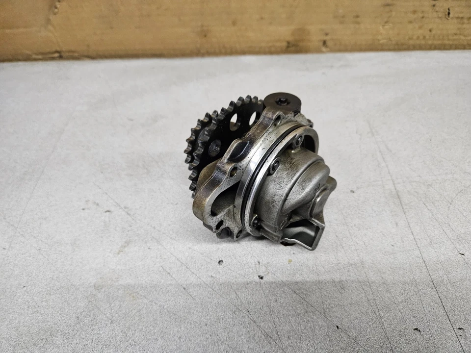 VW Volkswagen 3.6L 6 Cylinder Engine Oil Pump CC Touareg Passat 03H115105L OEM - Image 3 of 3