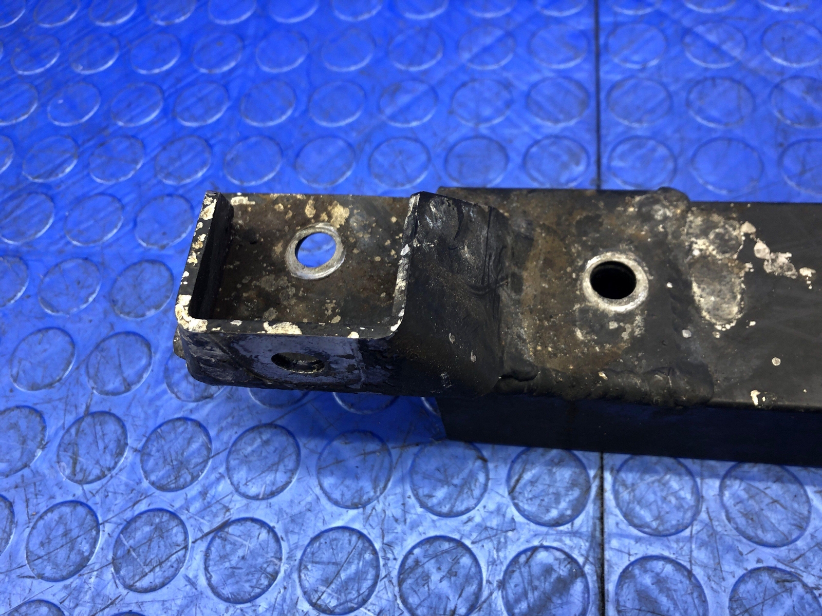 LAMBORGHINI GALLARDO FRONT RIGHT BUMPER CARRIER STRUCTURE BRACKET 407813087