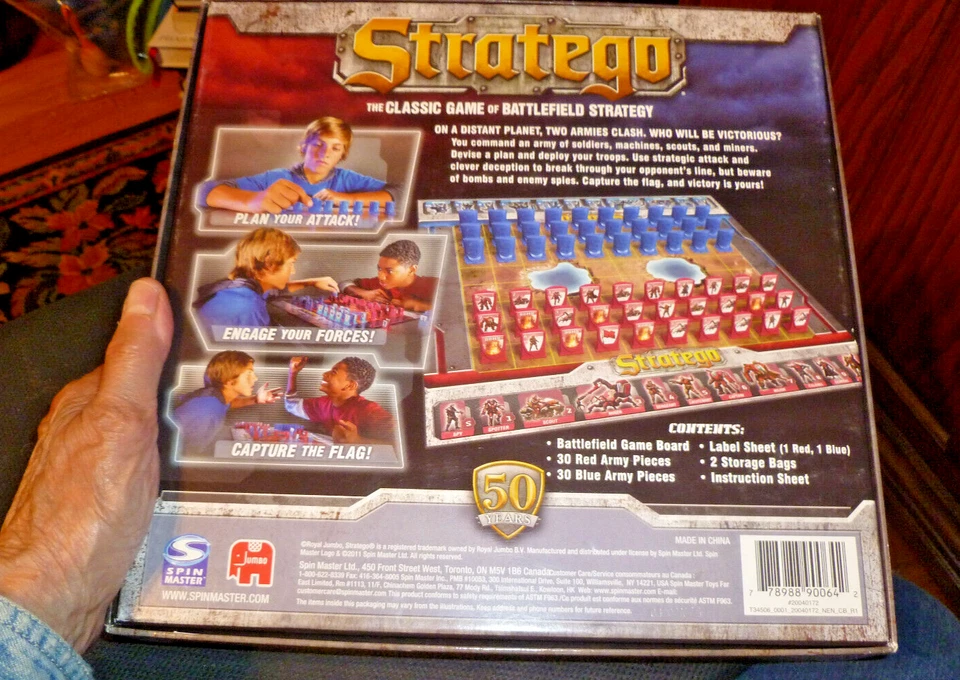 STRATEGO-The Classic Game of Battlefield Strategy-SpinMaster. You will love it. - Image 4 of 4