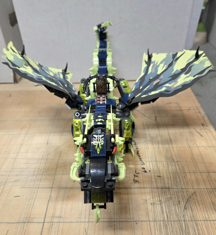 LEGO Ninjago: El Ataque del Dragón Morro 70736 Foto 2 de 4