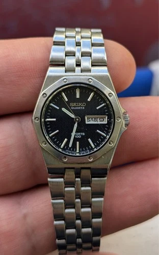 VINTAGE SEIKO 3423-0120 QUARTZ SQ SPORTS 100 LADIES 25MM