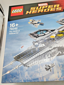 LEGO 76042 The SHIELD Helicarrier GOOD NEW MISB Super Heroes Avengers Marvel