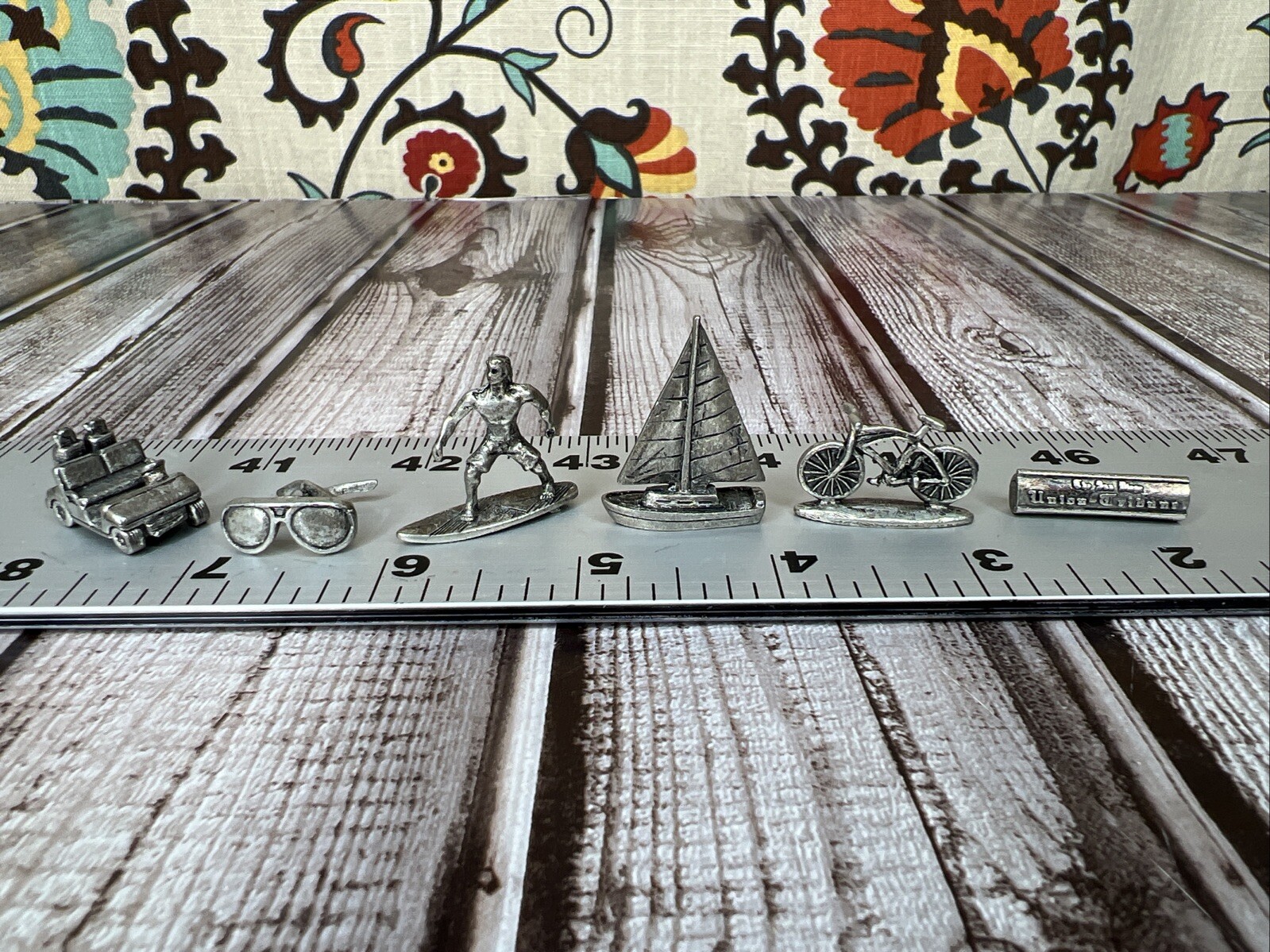 Picture 1 of 9