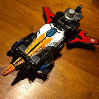 Lupinranger vs Patoranger DX GOOD STRIKER Power Rangers Bandai from Japan