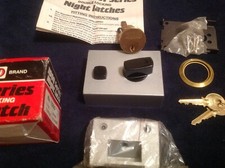 Nachtriegel silbergrau,, Größen in Beschreibung.