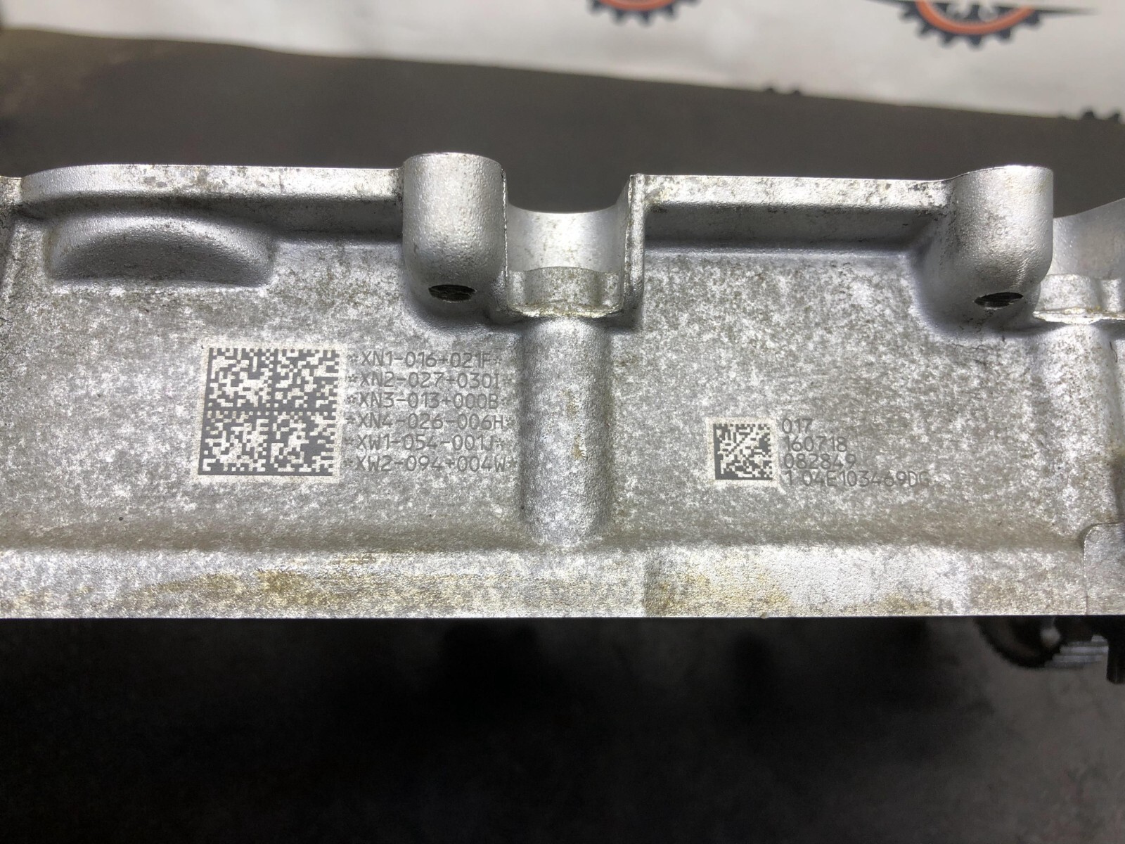 2018 SEAT LEON FR MK3 1.5 DACA CAMSHAFT ROCKER HOUSING 04E103308P  
