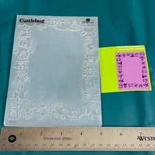 Provo Craft Cuttlebug Monsters Aliens Frame Background Embossing Folder A2