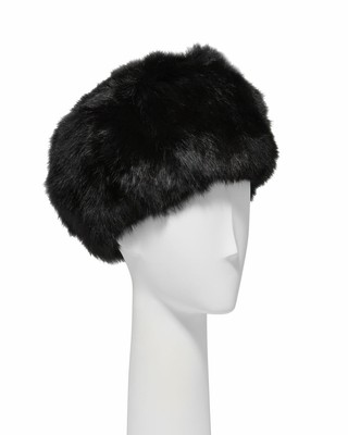 white fur bucket hat