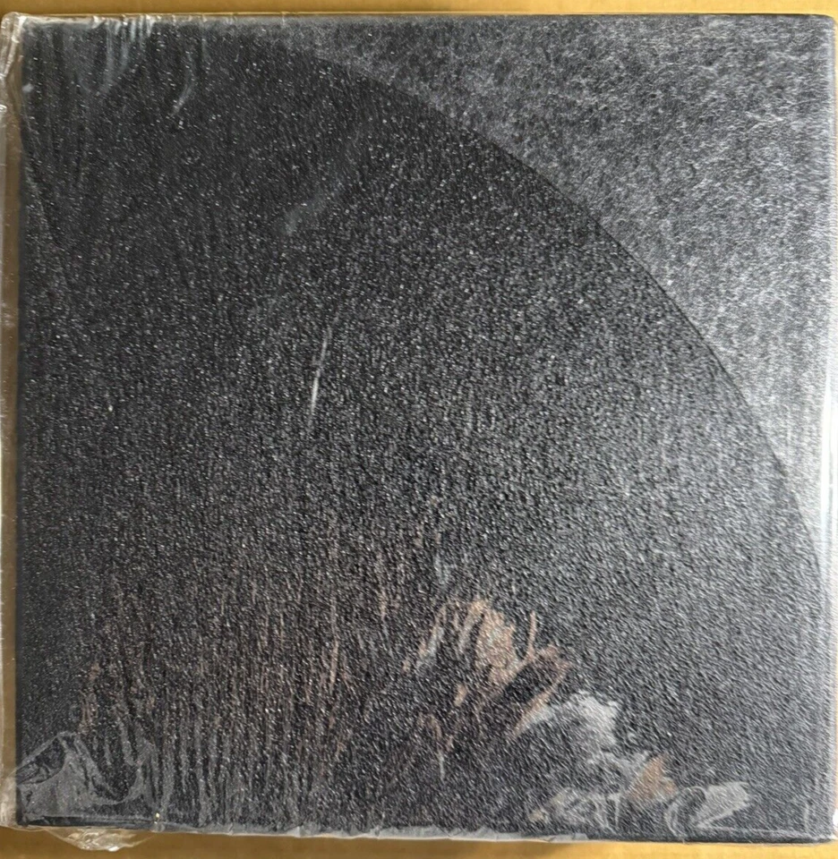 Felt Cork Board Tiles - 12 Pack of Cork Boards for Walls-48 x 36 - Black - Image 4 of 4