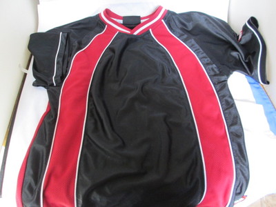 Wilson Boys Sport Jersey Tennis Basketball Polyester Black & Red Size 8 