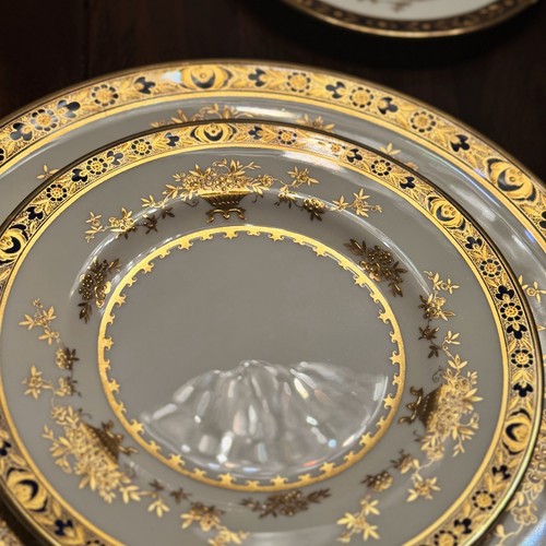 Minton Dynasty Cobalt Blue 60-Piece Bone China Dinnerware Set for 12 - Picture 7 of 17