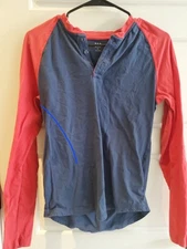Gap Long Sleeve Henley Top Shirt Navy Blue And Red, Size XS