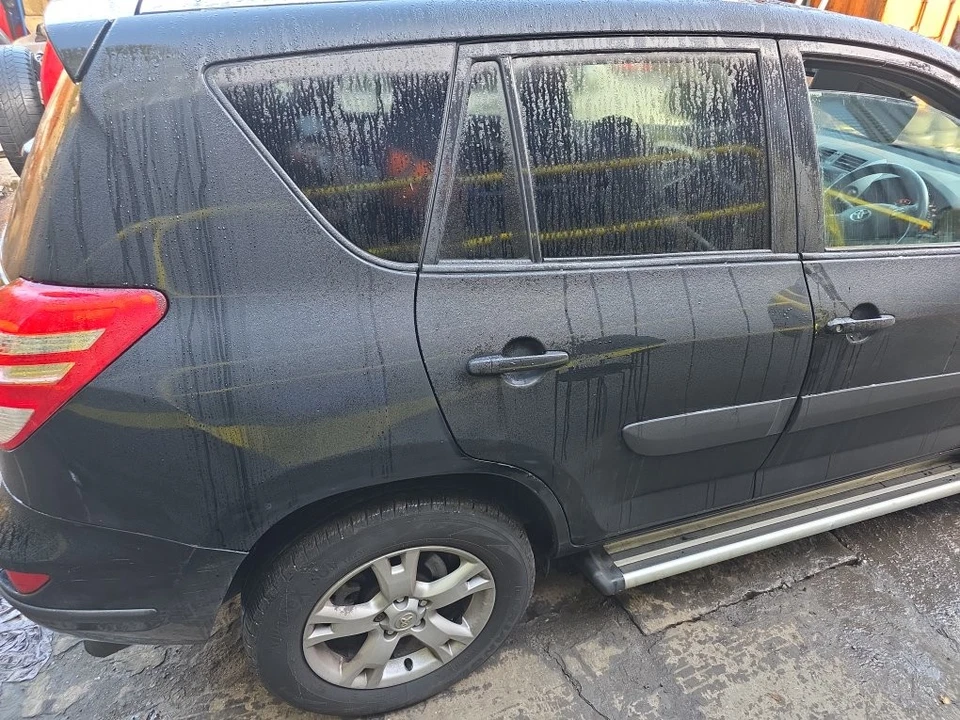 Luz interior (delantera) Toyota Rav-4 Mk3 Xtr D-4d 5 puertas SUV 2008-2013 Foto 3 de 4