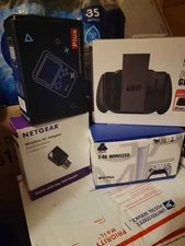 Nintendo Charging Grip lot gamming