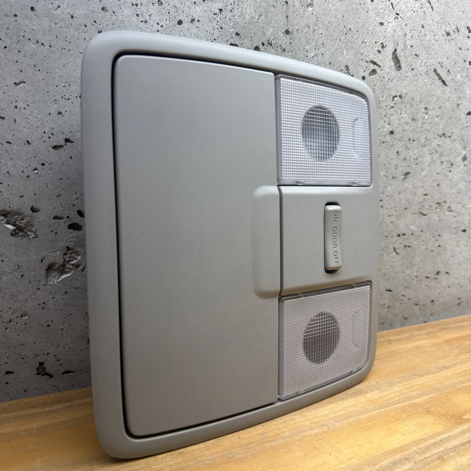 KIA FORTE FORTE5 14 15 16 17 18 GRIS CÚPULA INTERIOR MAPA LUZ CONSOLA SUPERIOR Foto 2 de 4