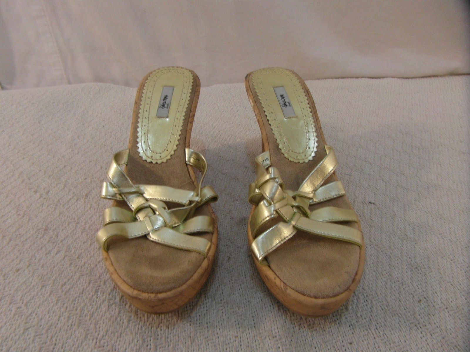 PANTOFOLA D’ORO SLIP ON DONNA METRO 7 ORO CON CINTURINO ZEPPA 4 POLLICI TACCO ALTO SENZA SCHIENALE US 7