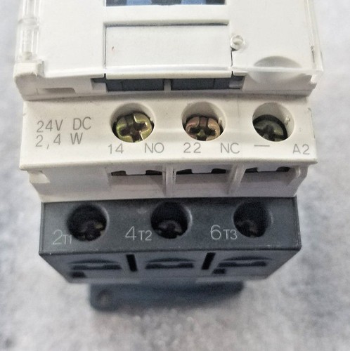 Telemecanique Contactor LC1 D09 01 - 24 VDC 2.4 W - Picture 3 of 3