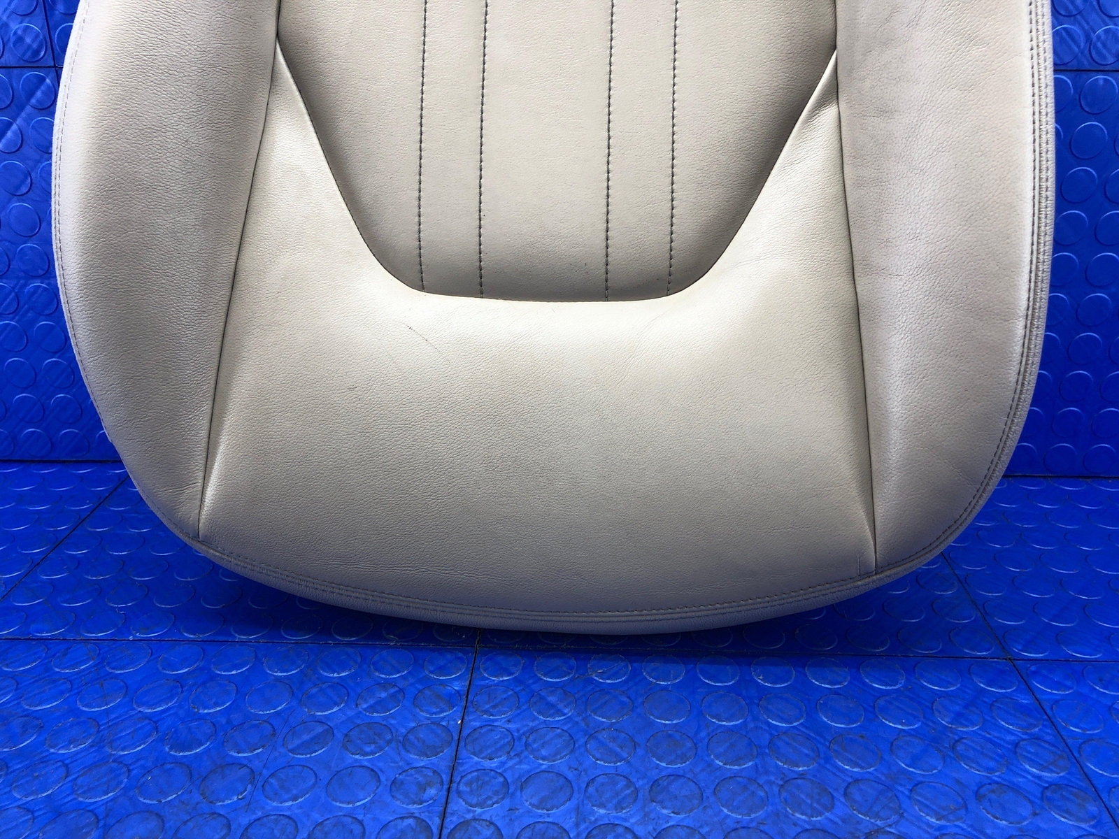 2017-2022 MASERATI LEVANTE OEM FRONT LEFT LOWER SEAT CUSHION BEIGE LEATHER